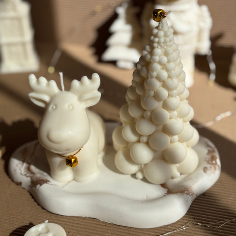 Kit Velas Decorativas Reno y Árbol de Navidad con Bandeja